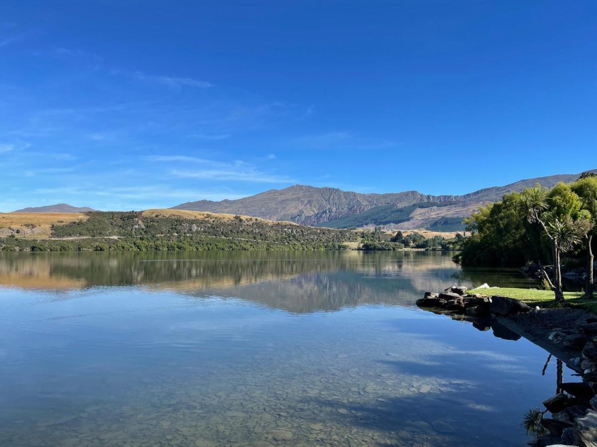 Lake View Apartment La Hay 66 Queenstown Bagian luar foto